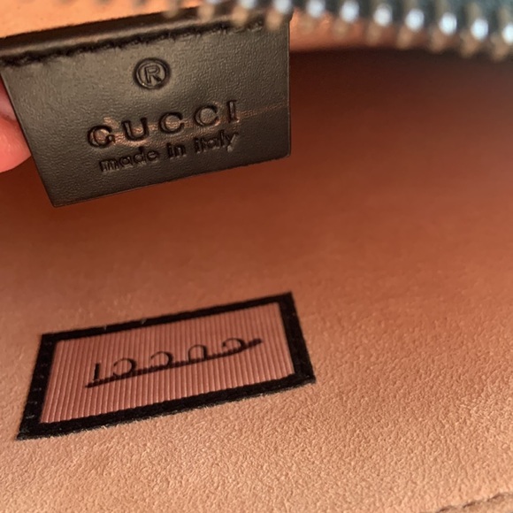 Authentic Life is Gucci- Gucci Ghost Clutch - Picture 3 of 10